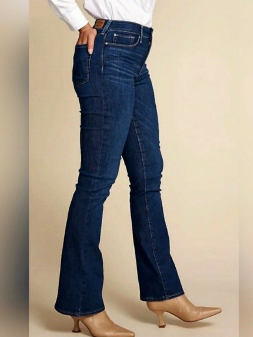 Signature by Levi Strauss Women's Mid Rise Boot Cut Jeans Size 12L